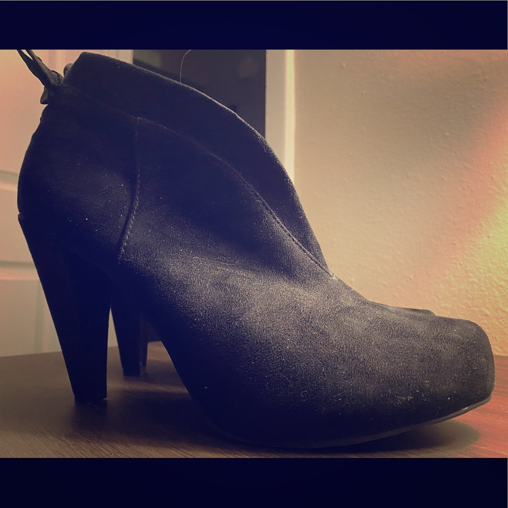 G by Guess ankle booties